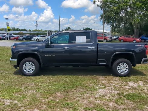Used 2024 Chevrolet Silverado 2500 LTZ AWD/4WD image 7