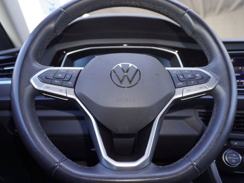 Used 2024 Volkswagen Jetta SE image 20