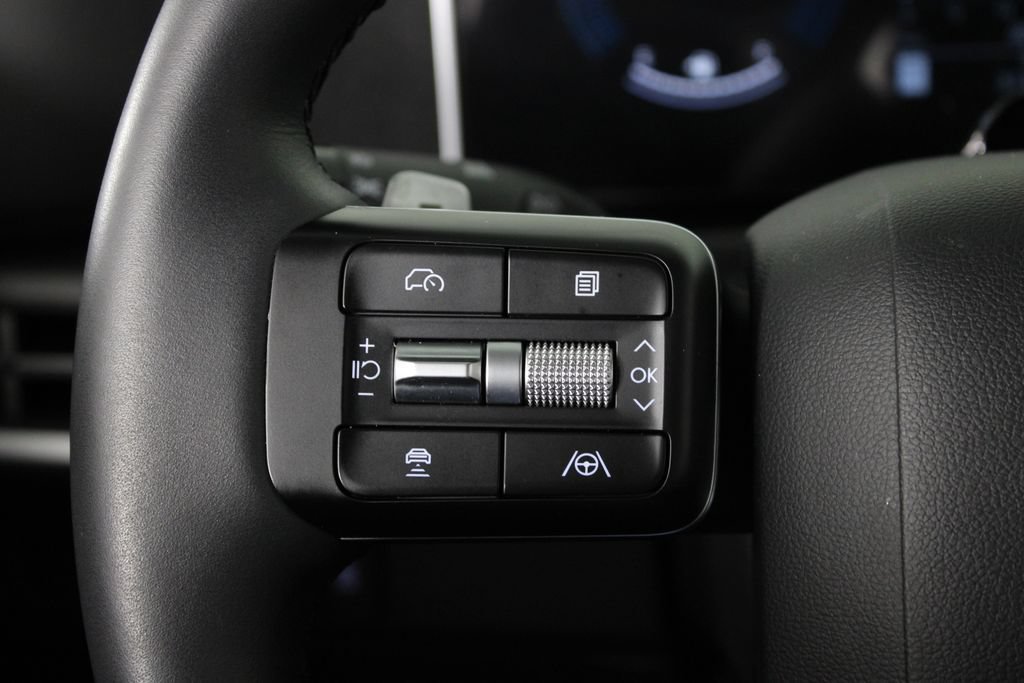 Certified 2026 Hyundai Santa Fe SEL FWD image 28