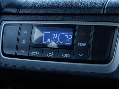 Used 2017 Toyota Highlander XLE w/ Protection Package #3 AWD/4WD image 24