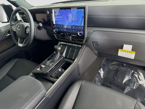 Used 2025 Lexus GX 550 GX 550 Luxury+ image 32