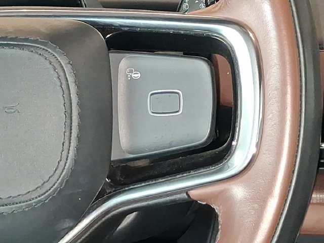 Used 2025 Lincoln Navigator Reserve AWD/4WD image 15