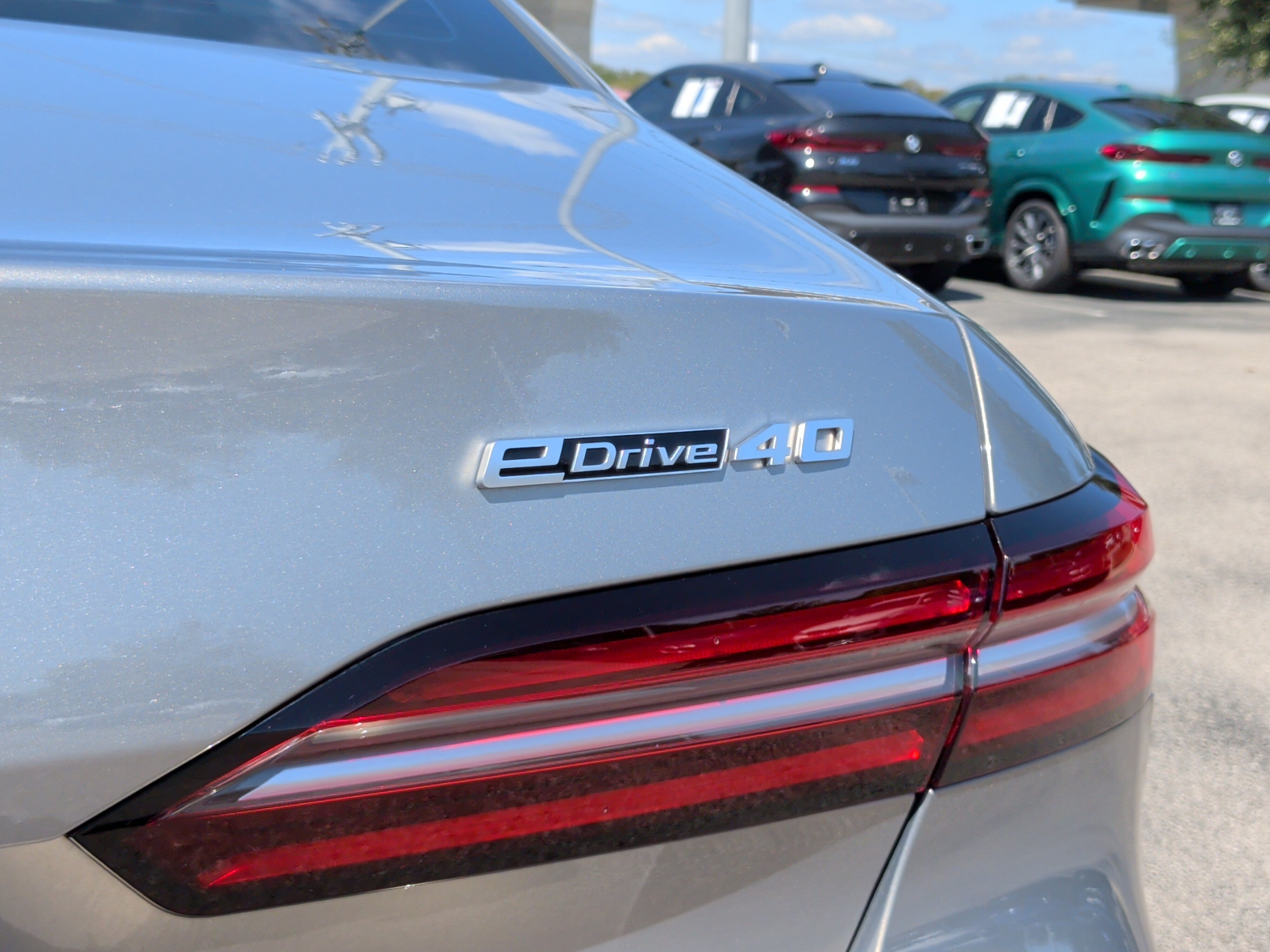 Certified 2024 BMW i5 eDrive40i w/ Premium Package RWD image 11