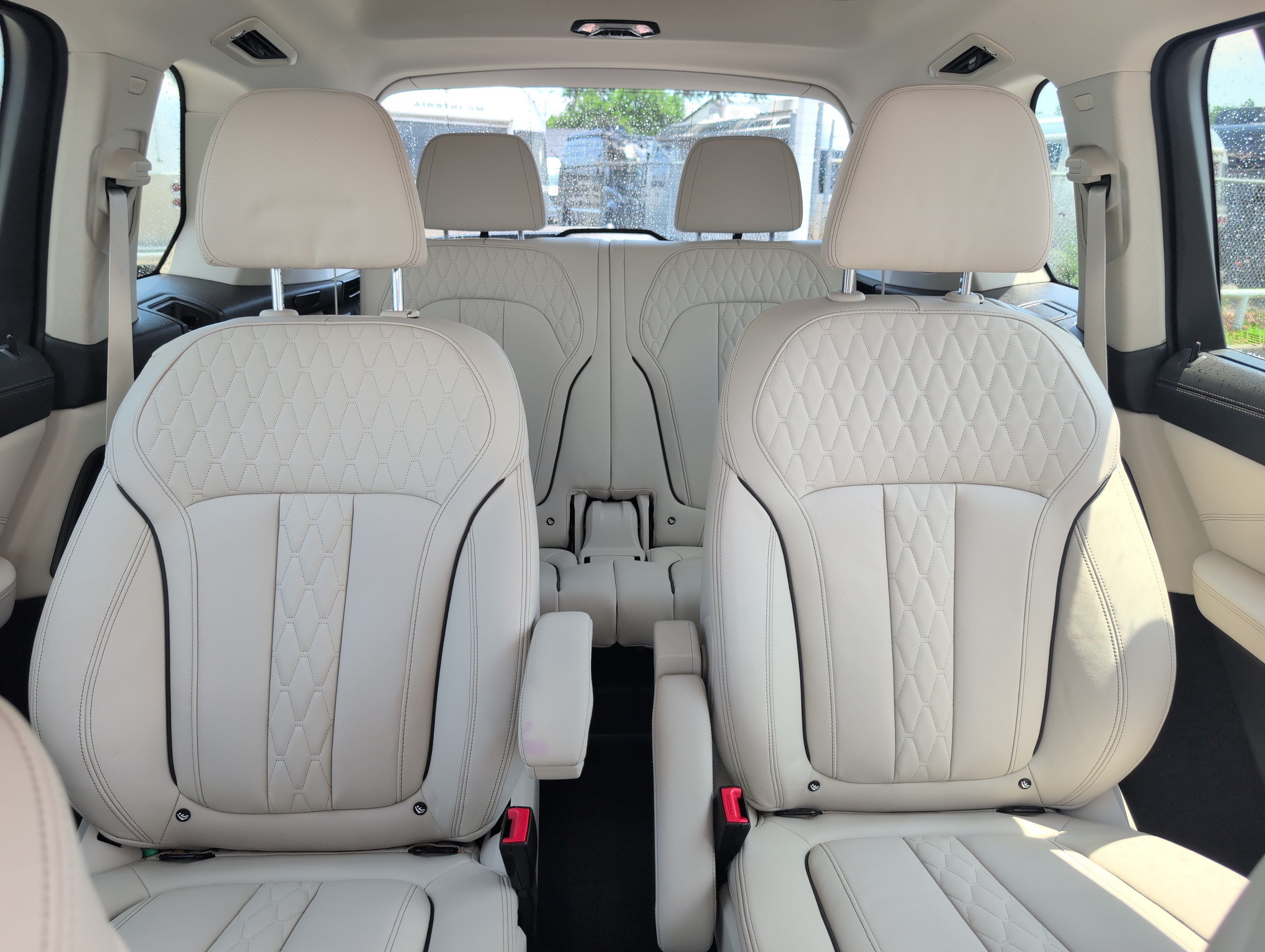 Used 2024 BMW X7 xDrive40i w/ Executive Package AWD/4WD image 27