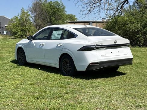 New 2026 Nissan Sentra SV w/ Floor Mat Package FWD image 9