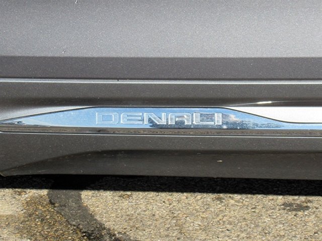 Used 2018 GMC Terrain Denali w/ Driver Alert Package II AWD/4WD image 35