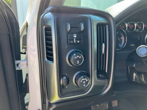 Used 2019 Chevrolet Silverado 3500 LT w/ LT Convenience Package AWD/4WD image 6