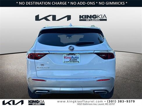 Used 2022 Buick Enclave Premium image 24