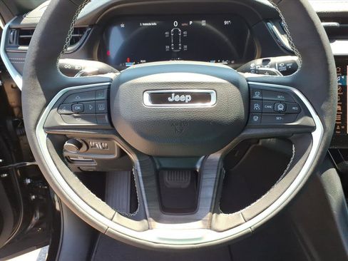 New 2026 Jeep Grand Cherokee L 4WD image 25