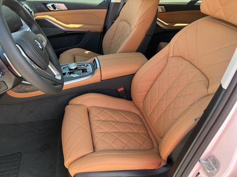 New 2026 BMW X7 xDrive40i image 18