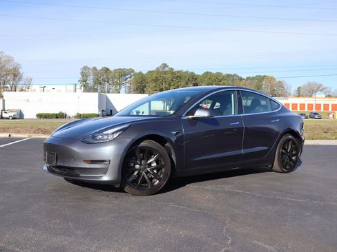 Used 2020 Tesla Model 3 Long Range image 6