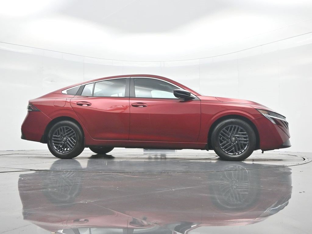 Used 2026 Nissan Sentra SV w/ Floor Mat Package FWD image 35
