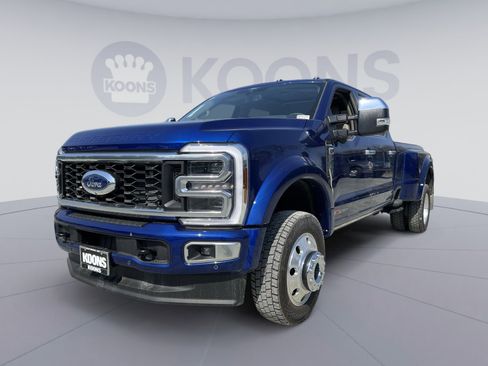 New 2026 Ford F450 Platinum w/ Platinum Plus Package image 1