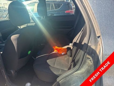 Used 2009 Ford Escape XLT image 8