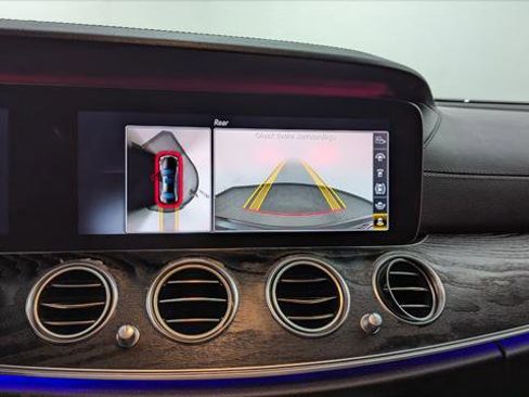 Used 2018 Mercedes-Benz E 43 AMG 4MATIC Sedan image 28