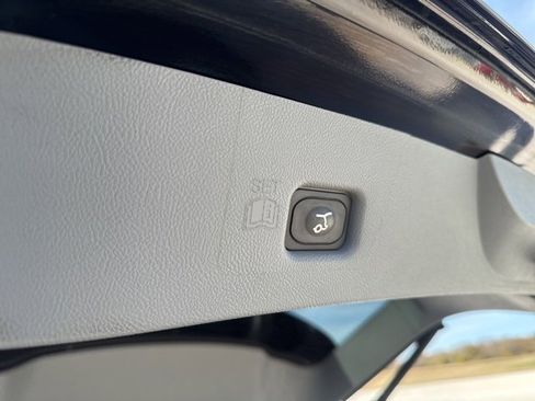 Used 2021 Lincoln Nautilus Reserve w/ Equipment Group 201A image 25