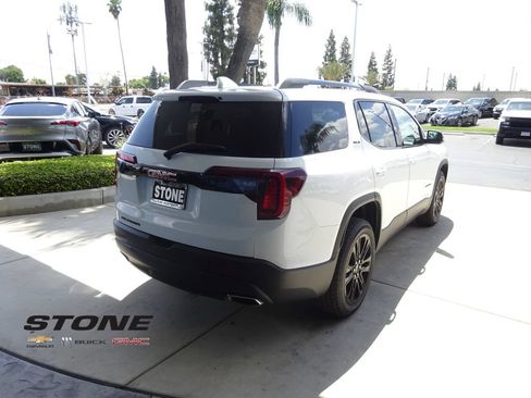 Certified 2023 GMC Acadia SLE w/ Driver Convenience Package FWD image 7