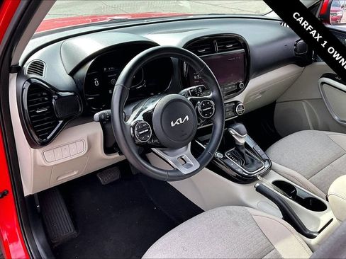 Used 2023 Kia Soul EX FWD image 6