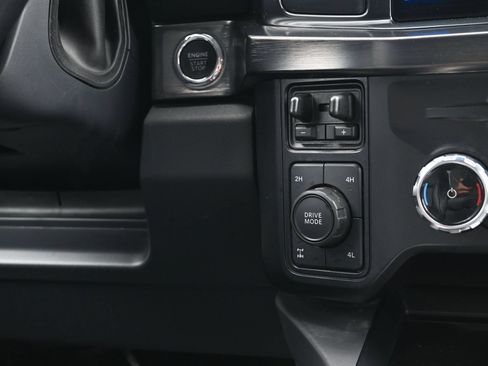 Used 2024 Ford F350 Lariat w/ Chrome Package AWD/4WD image 39