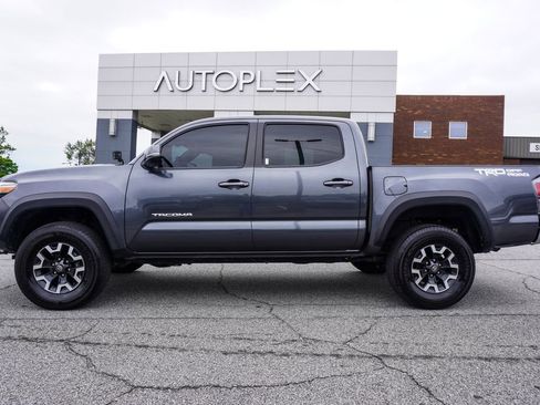 Used 2023 Toyota Tacoma TRD Off-Road RWD image 33