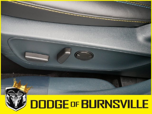 Used 2025 Ford Maverick Lobo AWD/4WD image 17