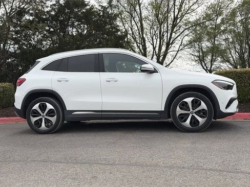 Certified 2024 Mercedes-Benz GLA 250 4MATIC image 2