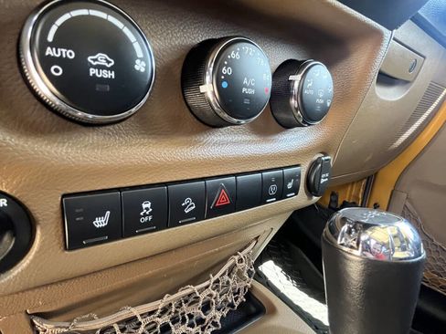 Used 2014 Jeep Wrangler Unlimited Sahara w/ Max Tow Package image 17