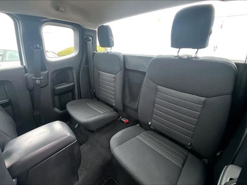 Used 2019 Ford Ranger XL w/ Equipment Group 101A Mid image 11