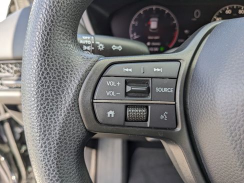 Used 2024 Honda HR-V LX image 33