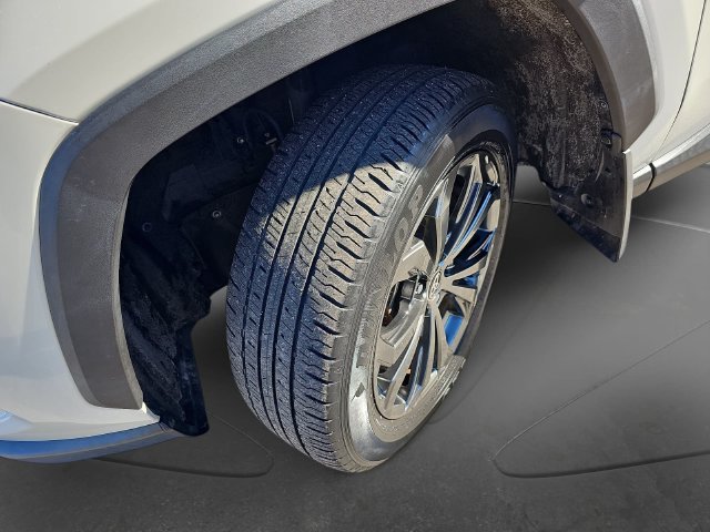 Used 2022 Toyota RAV4 XLE Premium AWD/4WD image 35