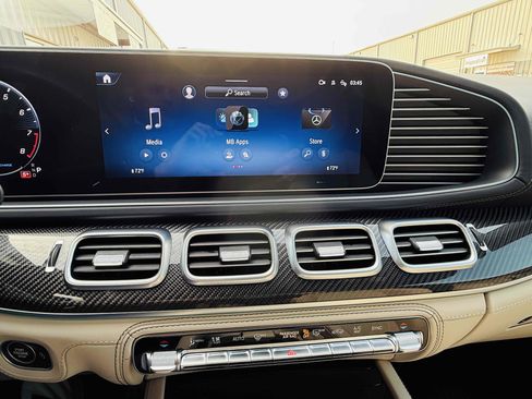 Used 2024 Mercedes-Benz GLS 63 AMG 4MATIC image 24