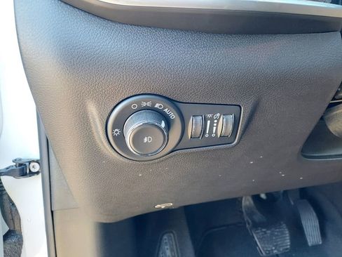 New 2023 Jeep Compass Latitude w/ Mopar Graphics Package AWD/4WD image 12