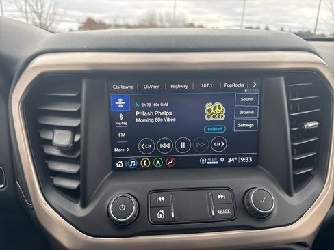 Used 2023 GMC Acadia Denali image 22