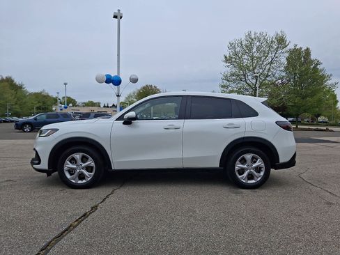 Used 2023 Honda HR-V LX image 8