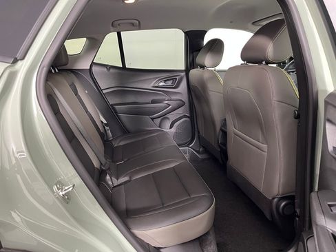 Used 2025 Chevrolet Trax ACTIV w/ Driver Confidence Package image 15