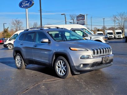 Used 2017 Jeep Cherokee Latitude w/ Comfort/Convenience Group
