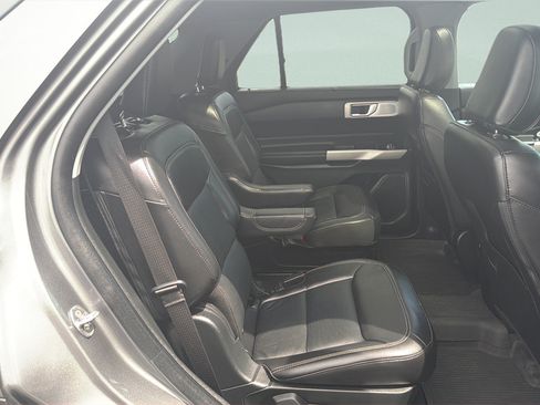 Certified 2023 Ford Explorer Limited w/ Limited Technology Package AWD/4WD image 43