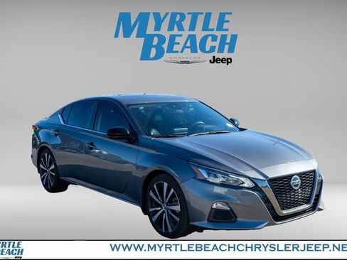 Used 2022 Nissan Altima 2.0 SR image 8