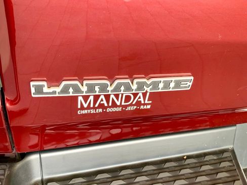Used 2019 RAM 1500 Laramie image 46