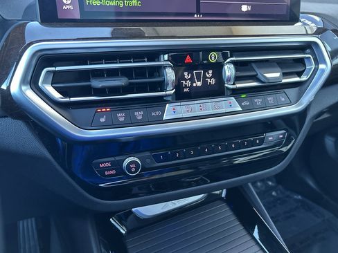 Used 2024 BMW X3 xDrive30i image 22