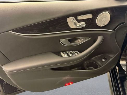 Used 2023 Mercedes-Benz E 350 4MATIC Sedan image 15