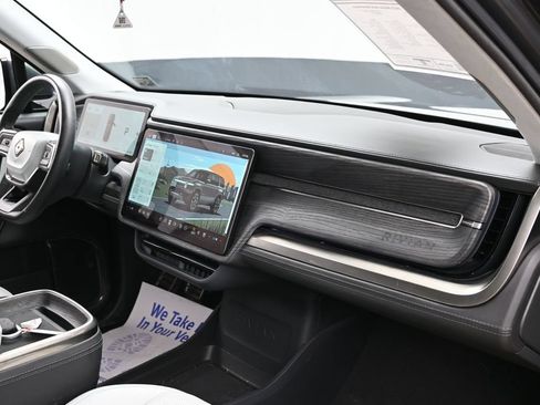 Used 2023 Rivian R1S Adventure AWD/4WD image 34