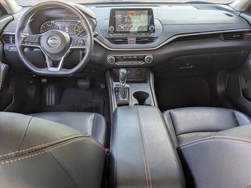 Used 2020 Nissan Altima 2.5 SR FWD image 16