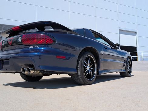 Used 2002 Pontiac Firebird Formula w/ SLP Firehawk Pkg RWD image 16