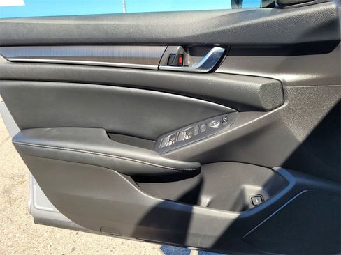 Used 2021 Honda Accord Sport image 30