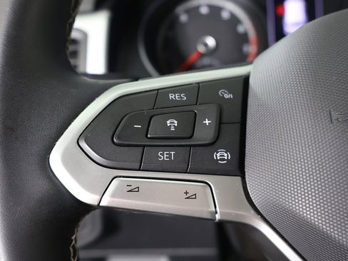 Used 2021 Volkswagen Atlas SE w/ Panoramic Sunroof Package image 46