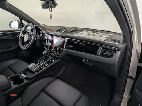 New 2026 Porsche Macan Turbo AWD/4WD image 19