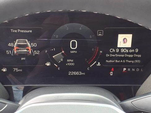 Used 2025 GMC Yukon Denali RWD image 39