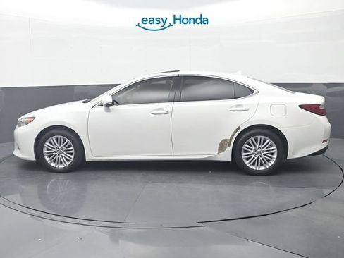 Used 2013 Lexus ES 350 w/ Luxury Pkg FWD image 4