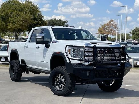 Used 2021 GMC Sierra 2500 Denali w/ Denali Ultimate Package AWD/4WD image 2